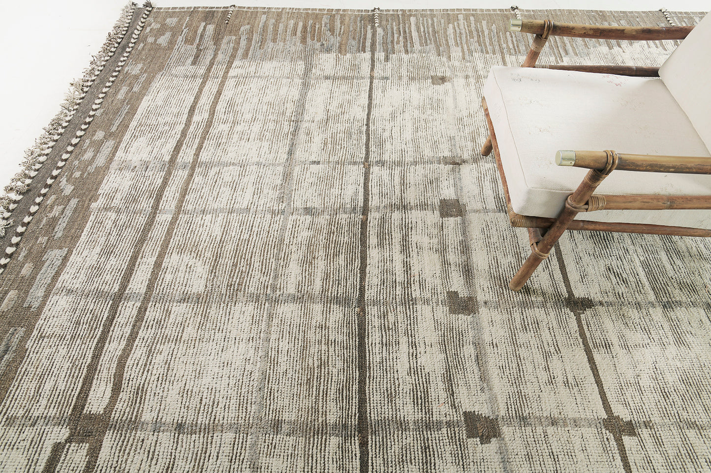 Modern Rug Image 2838 Dassin, Atlas Collection, Seasons