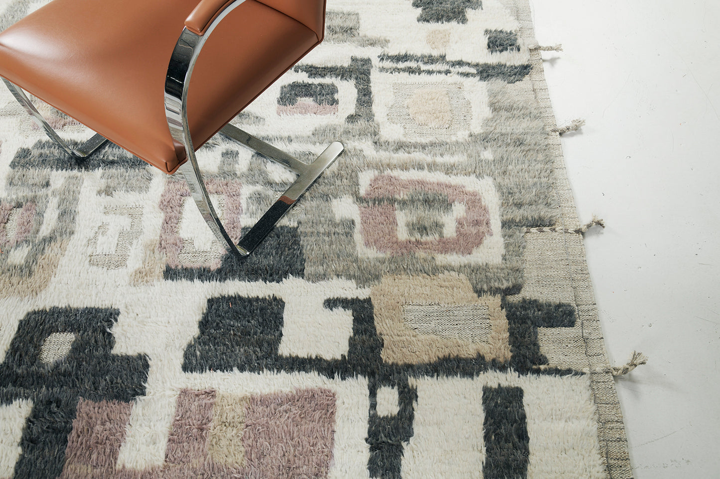 Modern Rug Image 1272 Awsim, Atlas Collection