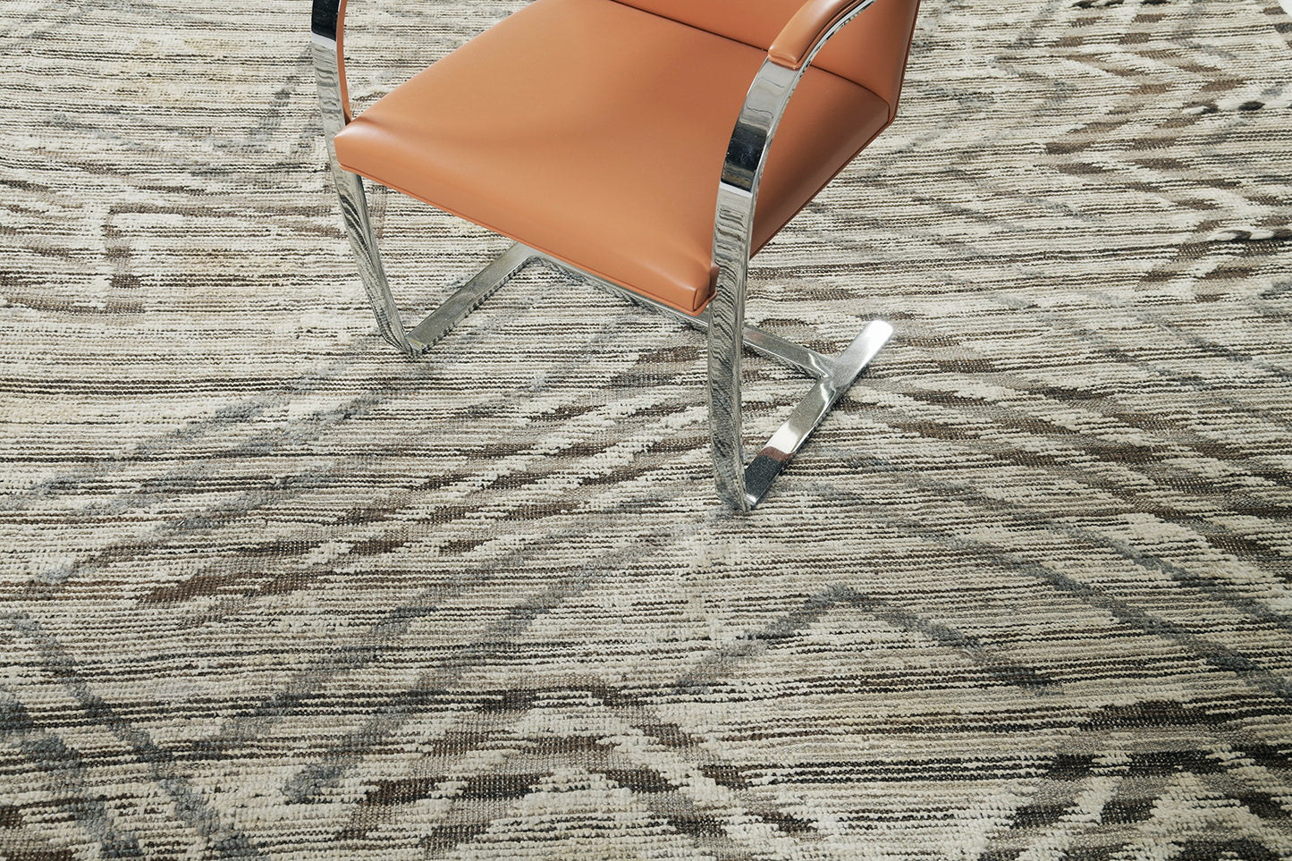 Modern Rug Image 975 Amsum, Atlas Collection, Seasons