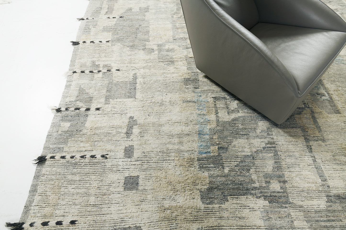 Modern Rug Image 1289 Awsim, Atlas Collection, Seasons