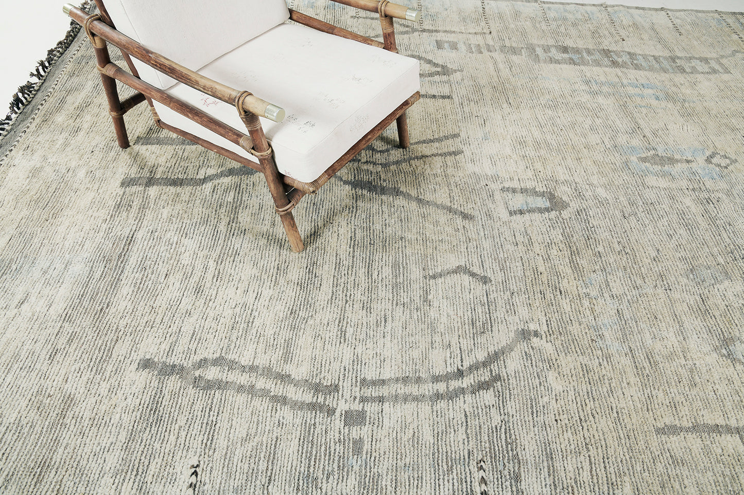 Modern Rug Image 9648 Rikasa, Atlas Collection, Seasons