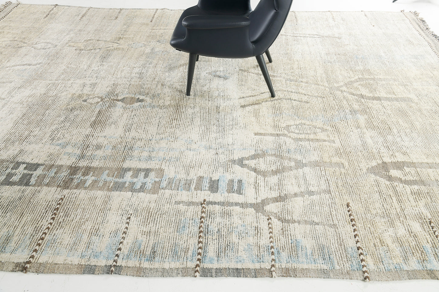 Modern Rug Image 9640 Rikasa, Atlas Collection, Seasons