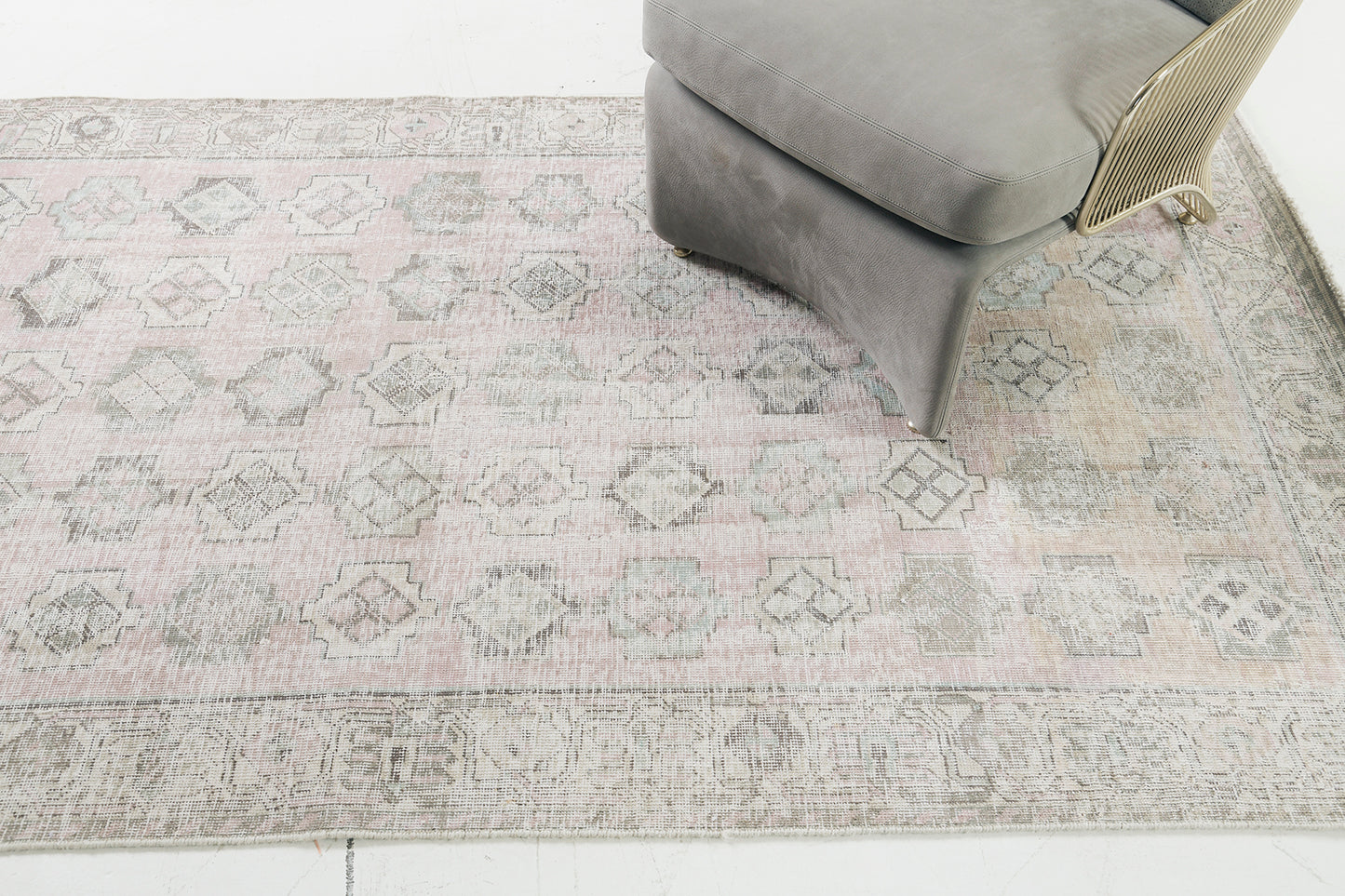 Persian Rug 3247 Vintage Persian Bakhtiari 29952