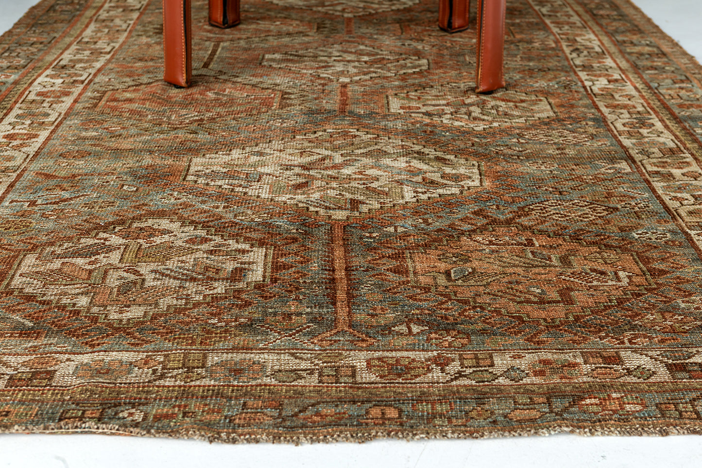 Persian Rug 1973 Antique Persian Shiraz 30006