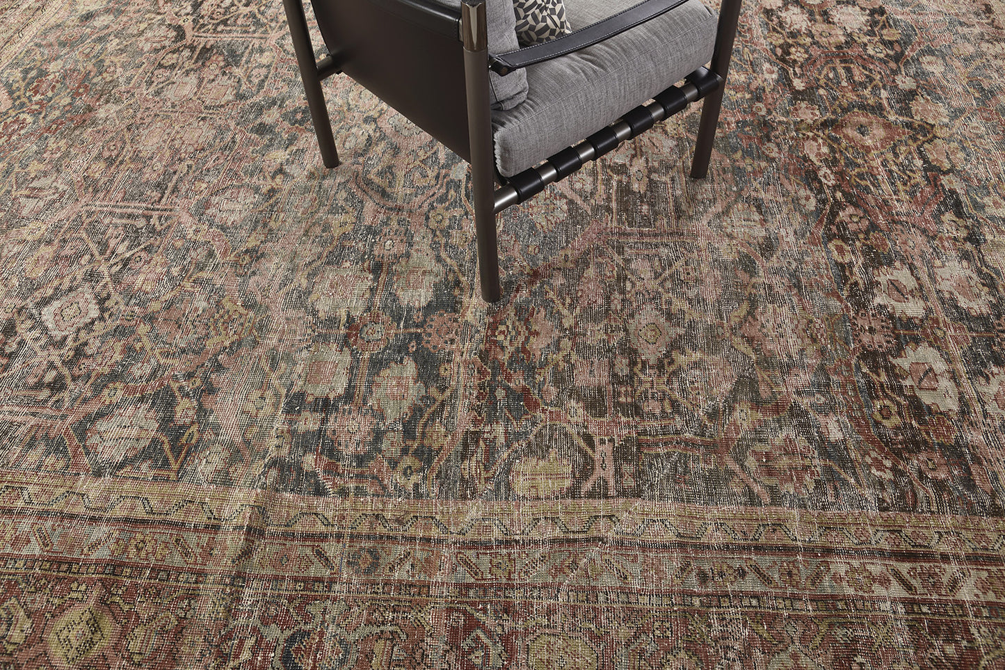 Persian Rug 2029 Antique Persian Sultanabad 30009