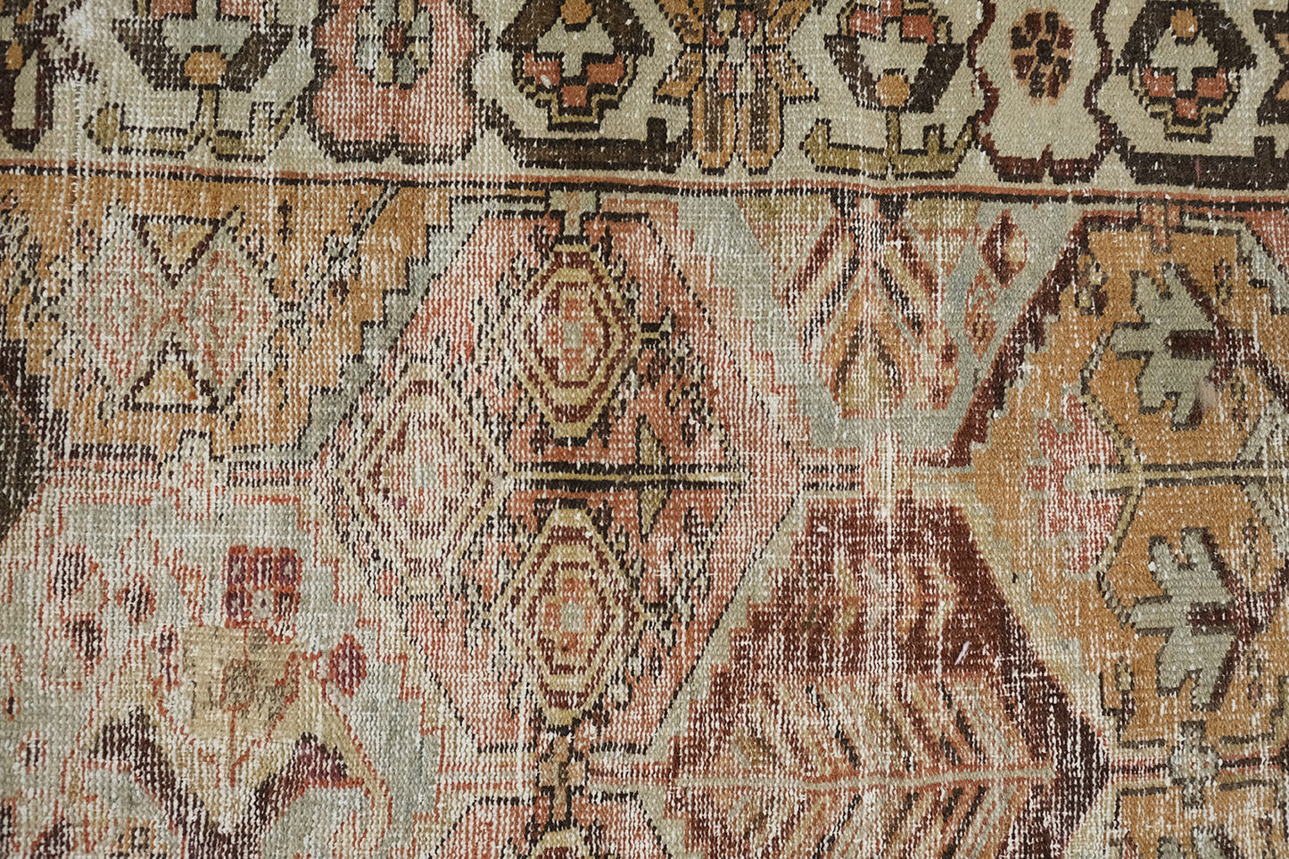 Persian Rug 167 Antique Persian Bakhtiari 30011