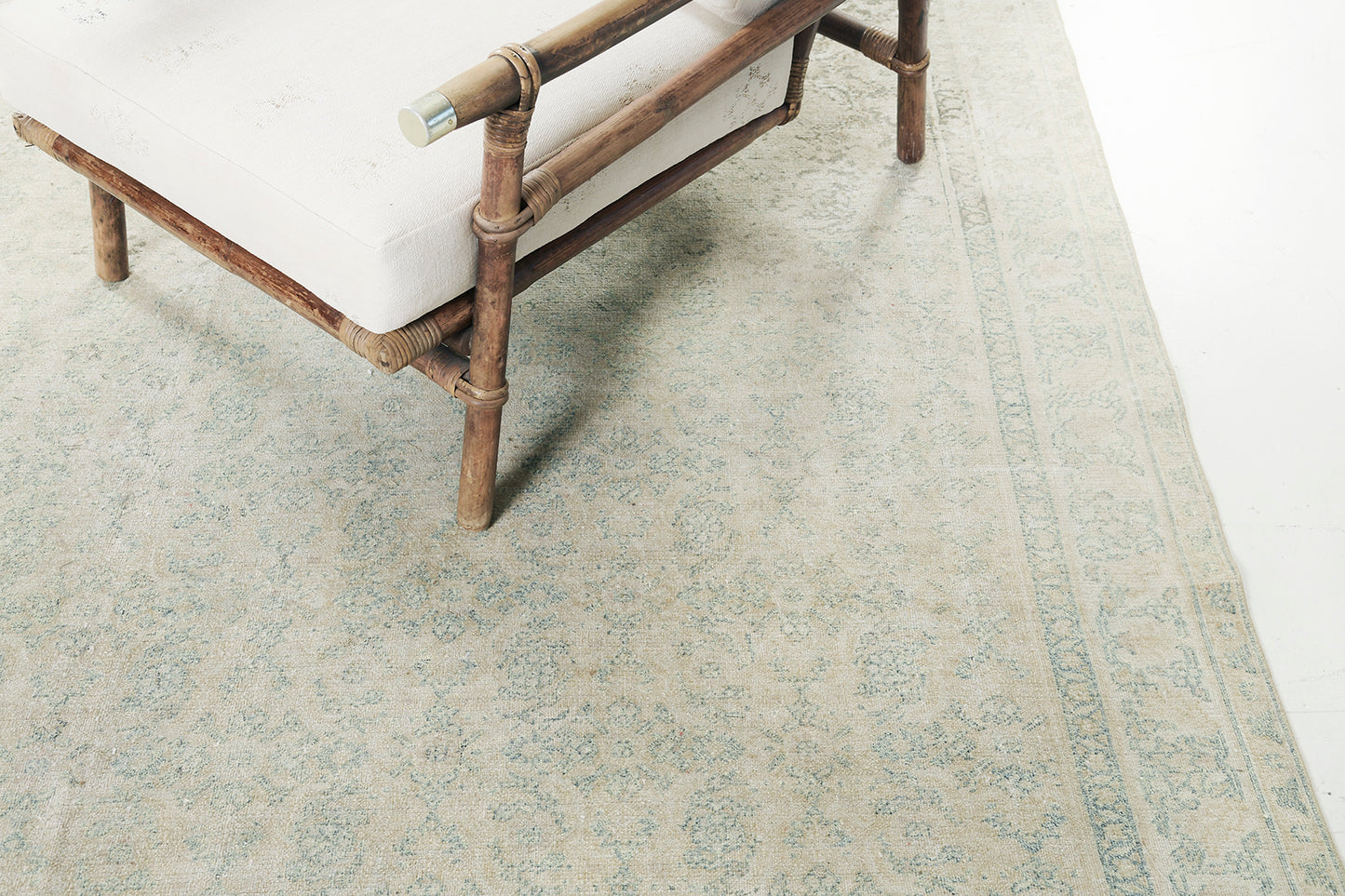 Persian Rug 1804 Antique Persian Mashad 30022