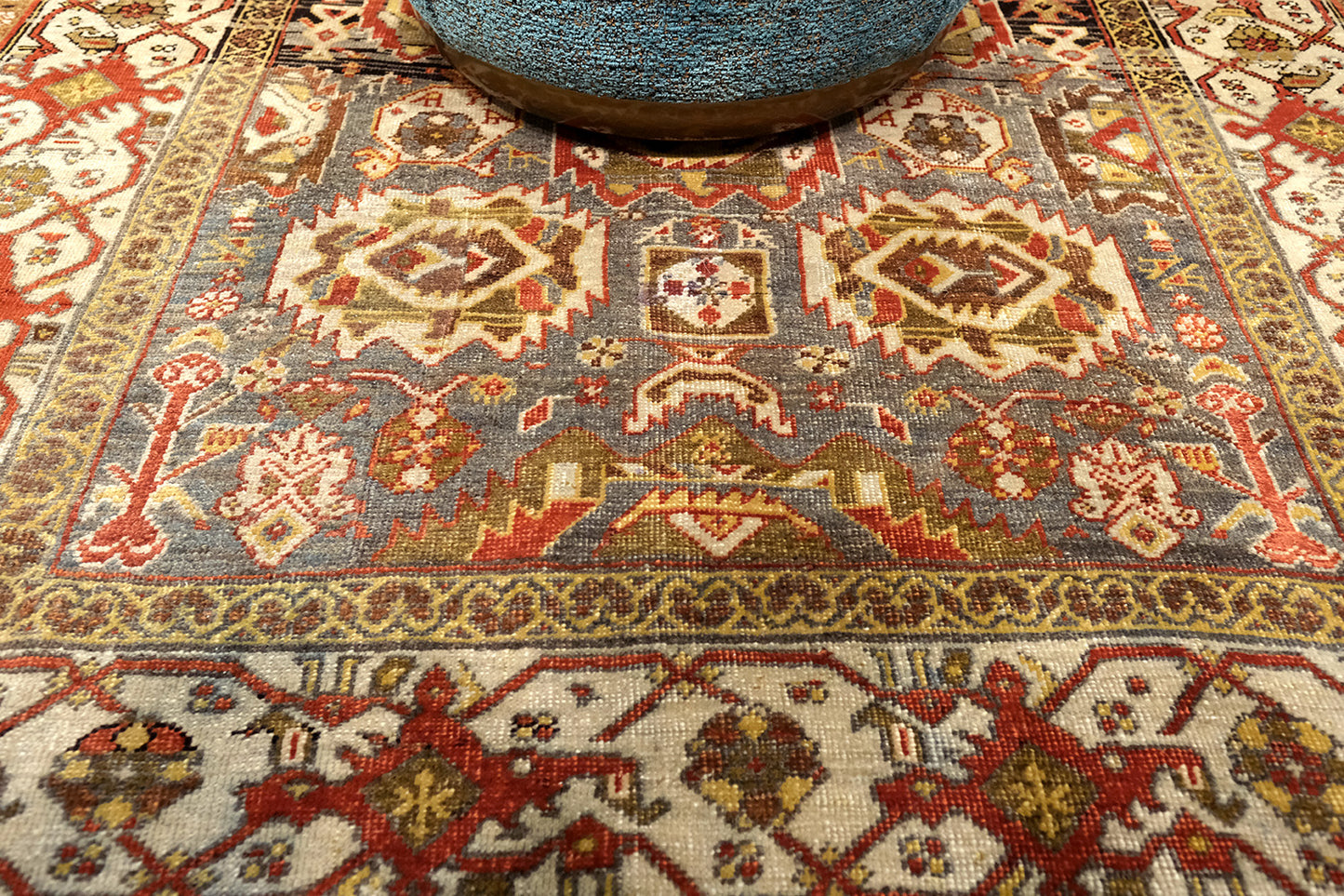 Antique Persian Bidjar 30024
