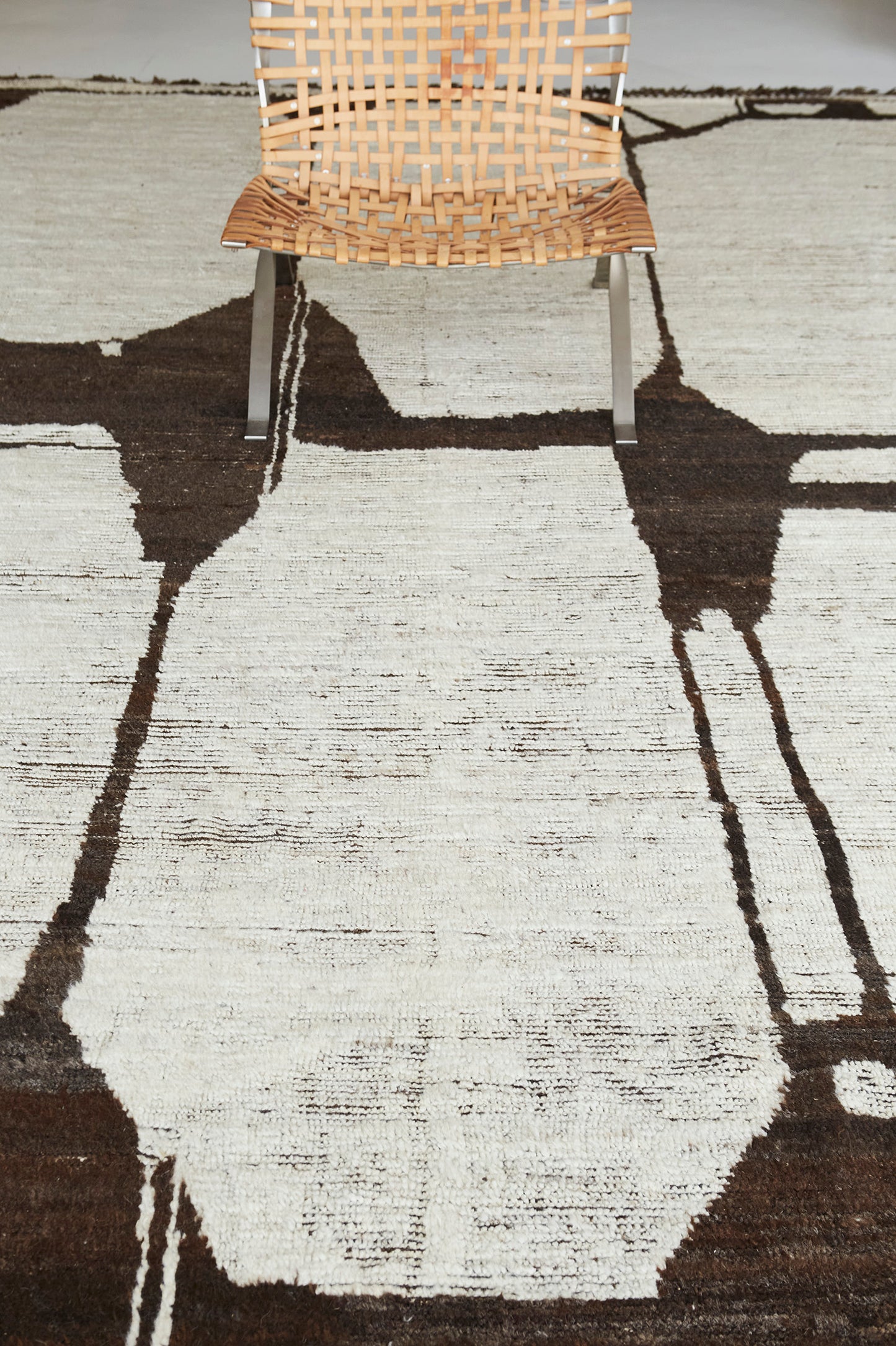 Modern Rug Image 5581 Jawahir, Atlas Collection, Seasons