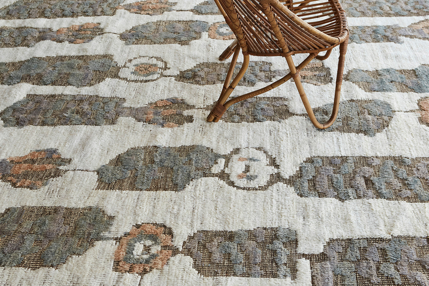 Modern Rug Image 1191 Asterales, Kust Collection