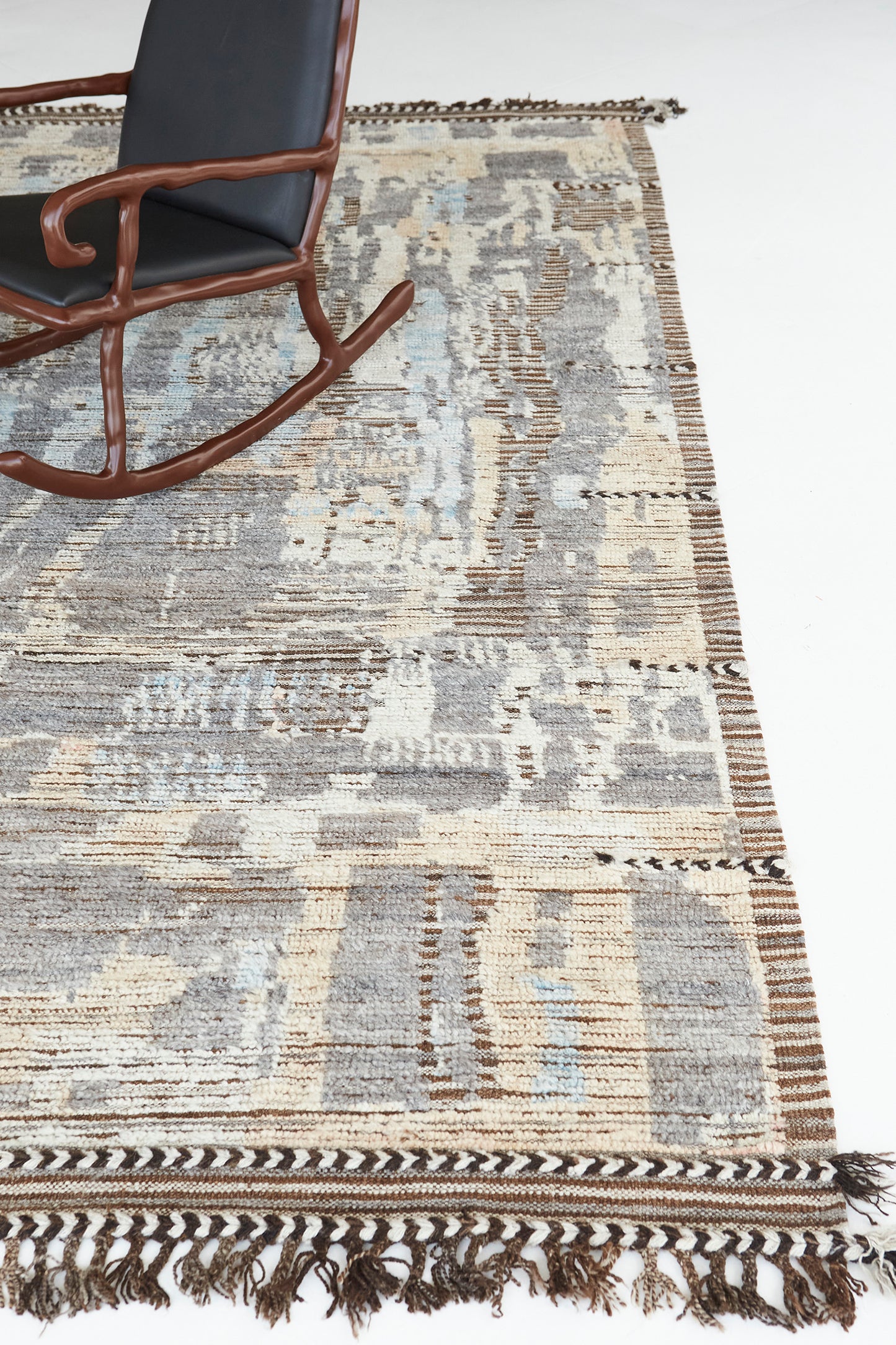 Modern Rug Image 4978 Halfah, Atlas Collection, Seasons