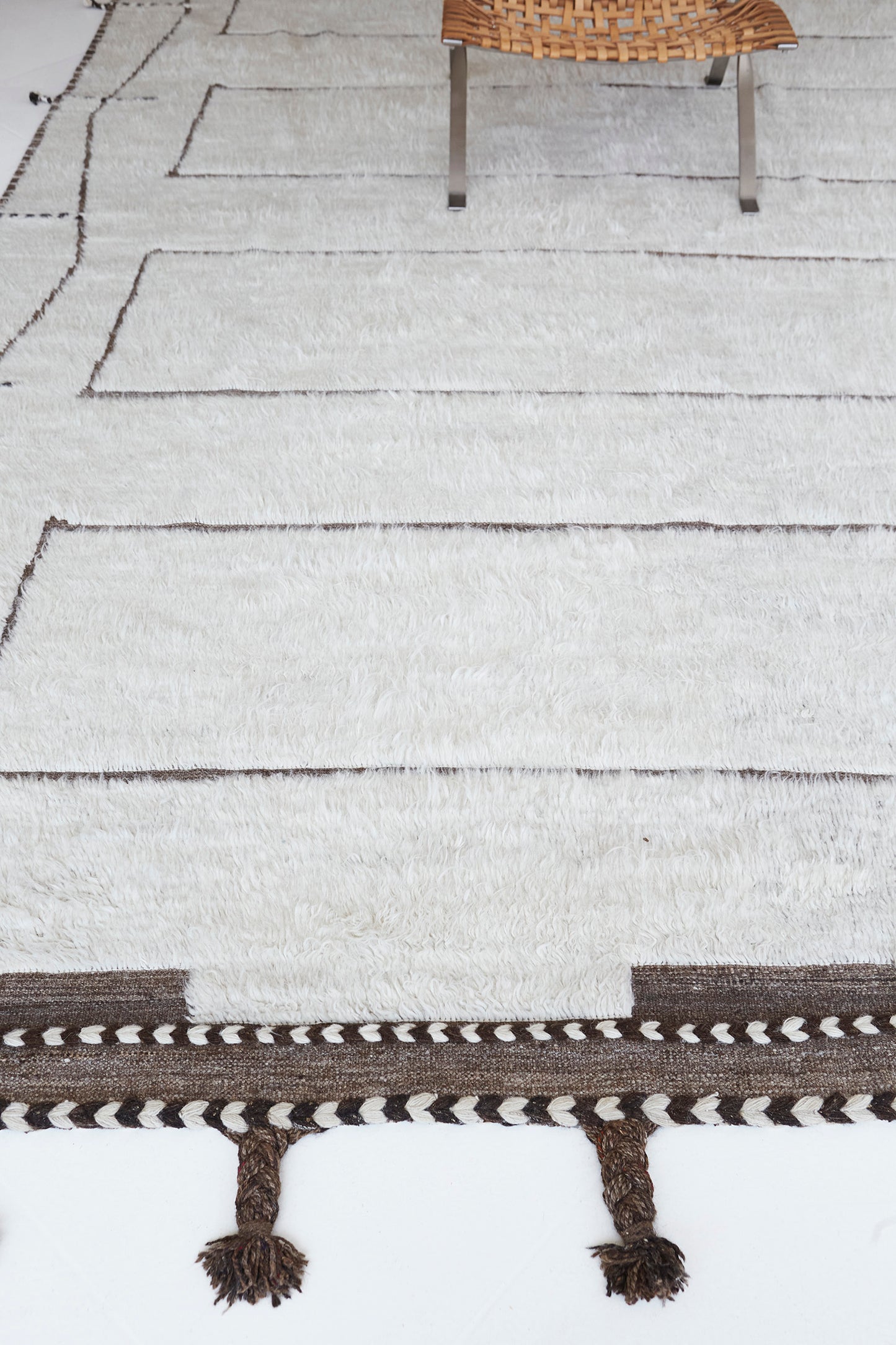 Modern Rug Image 2496 Cierzo, Haute Bohemian