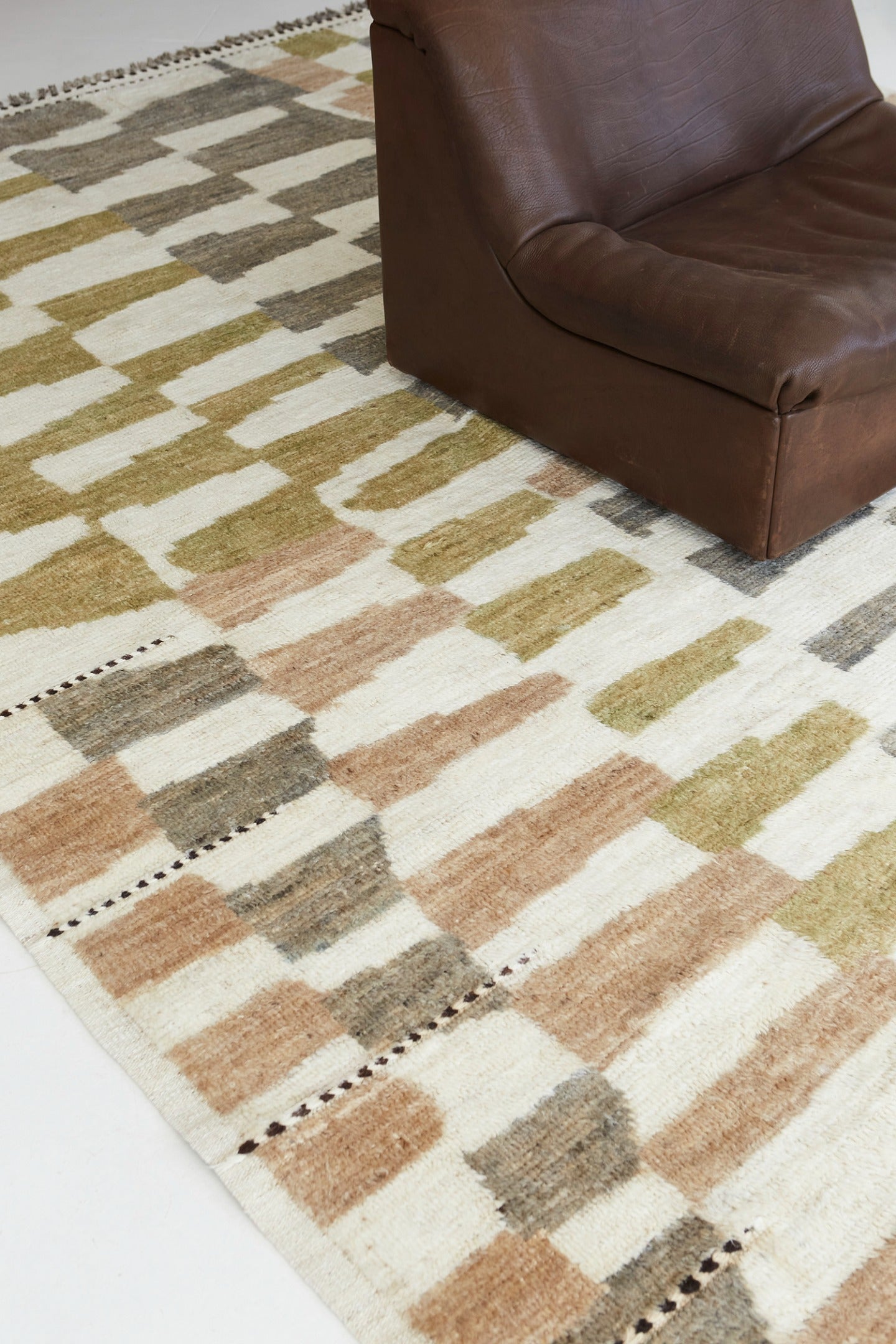 Modern Rug Image 6664 Martil, Atlas Collection