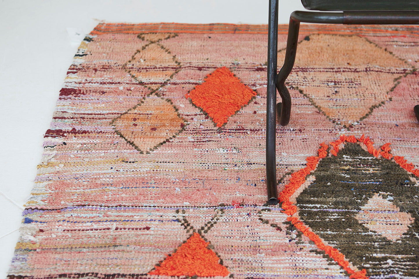 Modern Rug Image 12793 Vintage Moroccan Beni M'Guild Tribe Rug