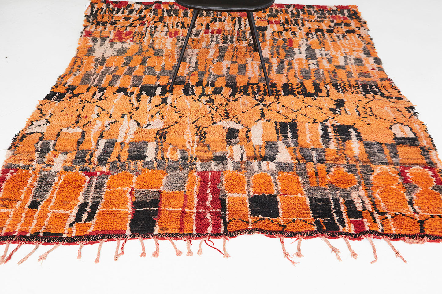 Modern Rug Image 12937 Vintage Moroccan Beni M'Guild Tribe Rug