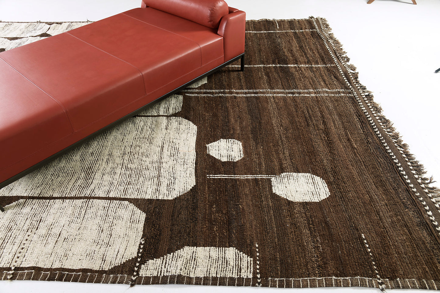Modern Rug Image 554 Amapola, Atlas Collection, Seasons