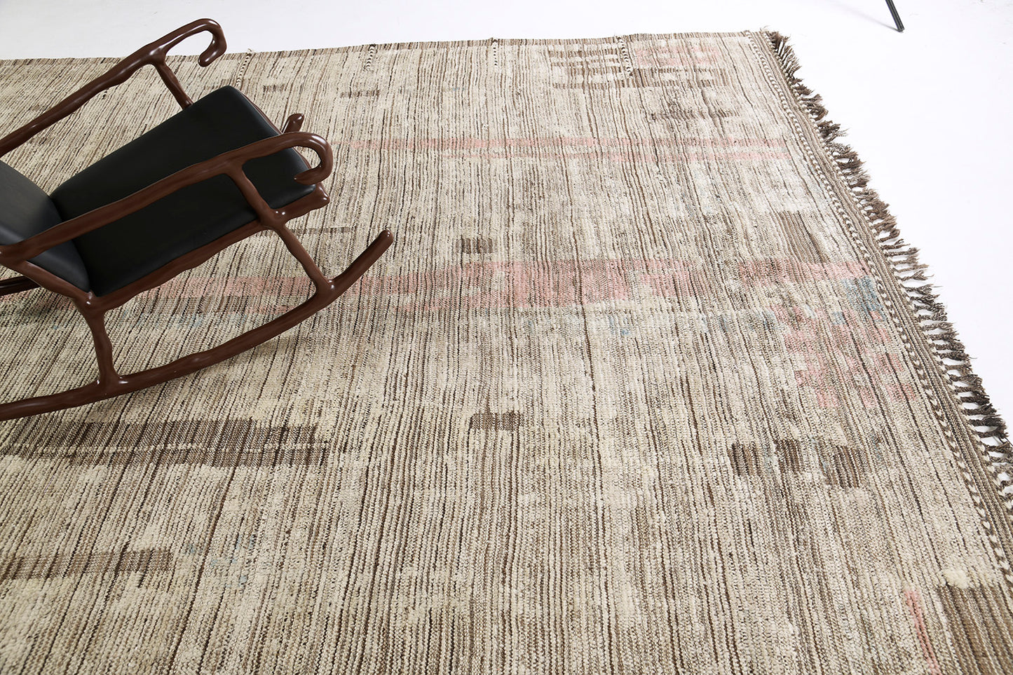 Modern Rug Image 8508 Nakhla, Atlas Collection, Seasons