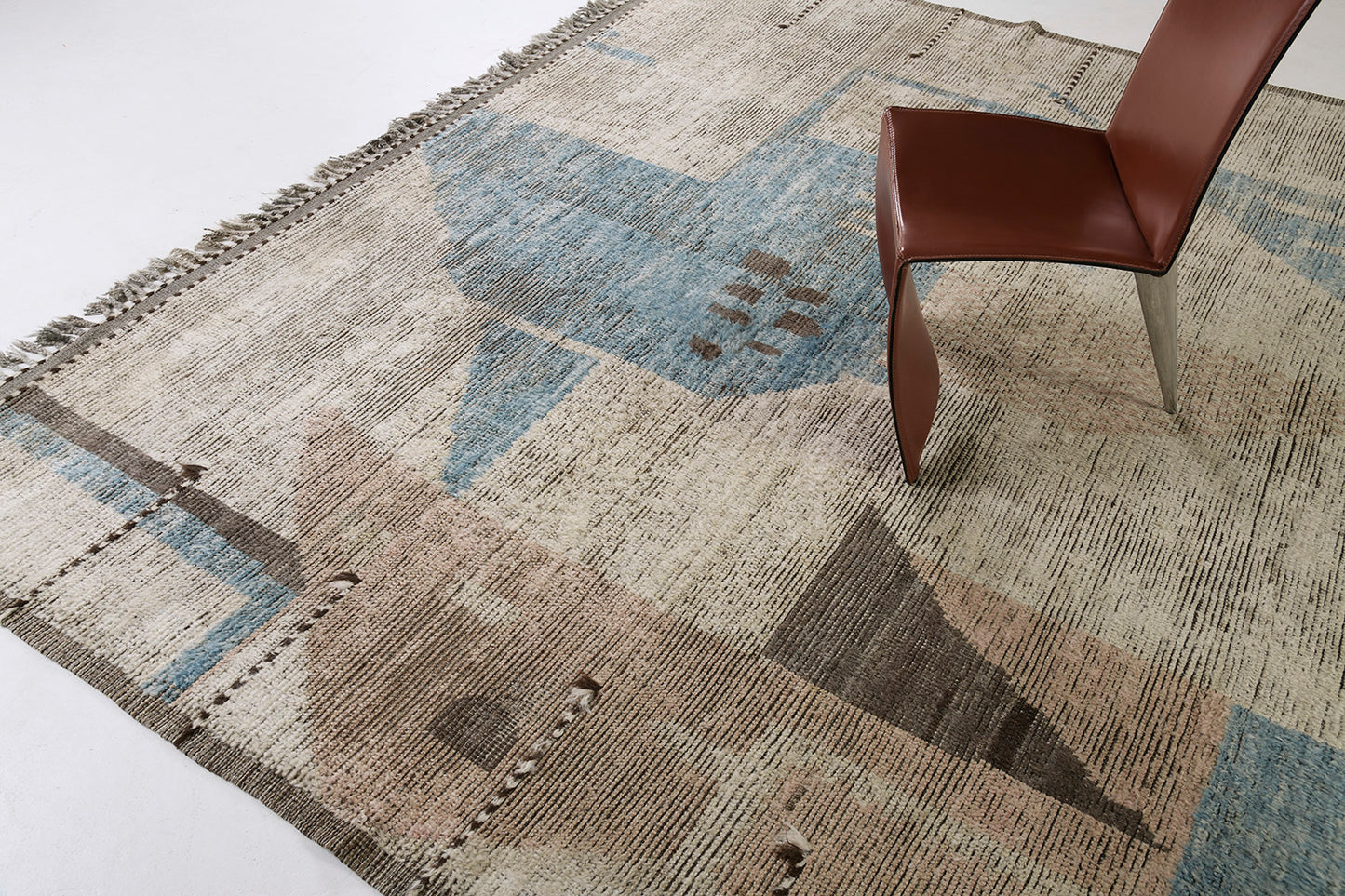 Modern Rug Image 5755 Kaouki, Atlas Collection, Seasons