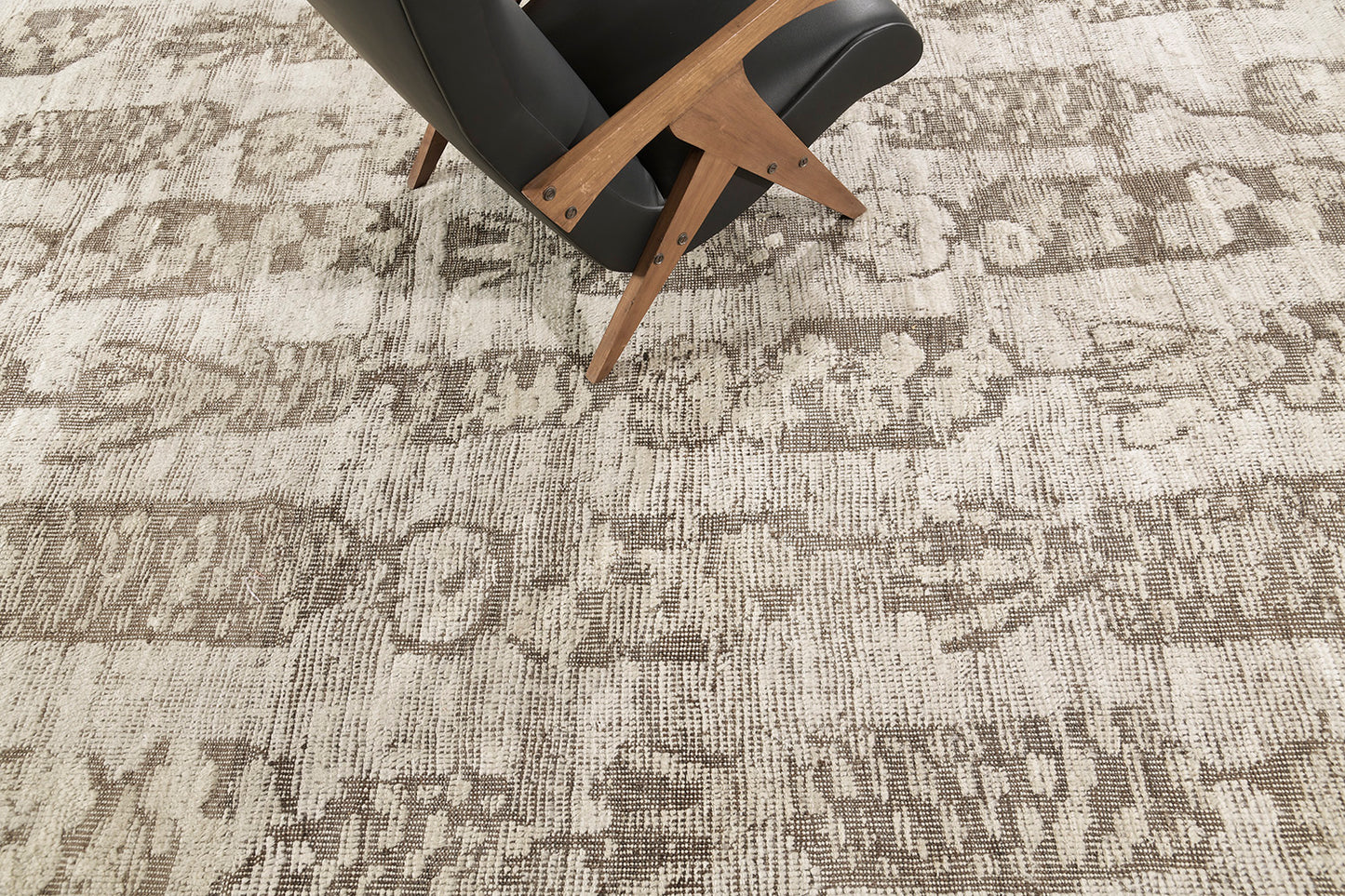 Modern Rug Image 1195 Asterales, Kust Collection, Seasons