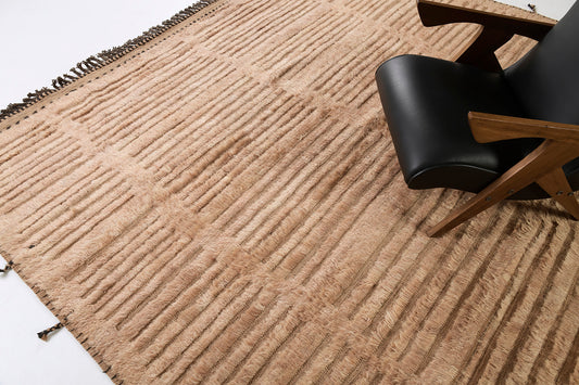 Modern Rug Image 1835 Beshabar, Haute Bohemian