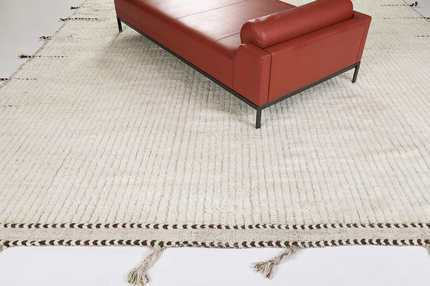 Modern Rug Image 4213 Fohn, Haute Bohemian