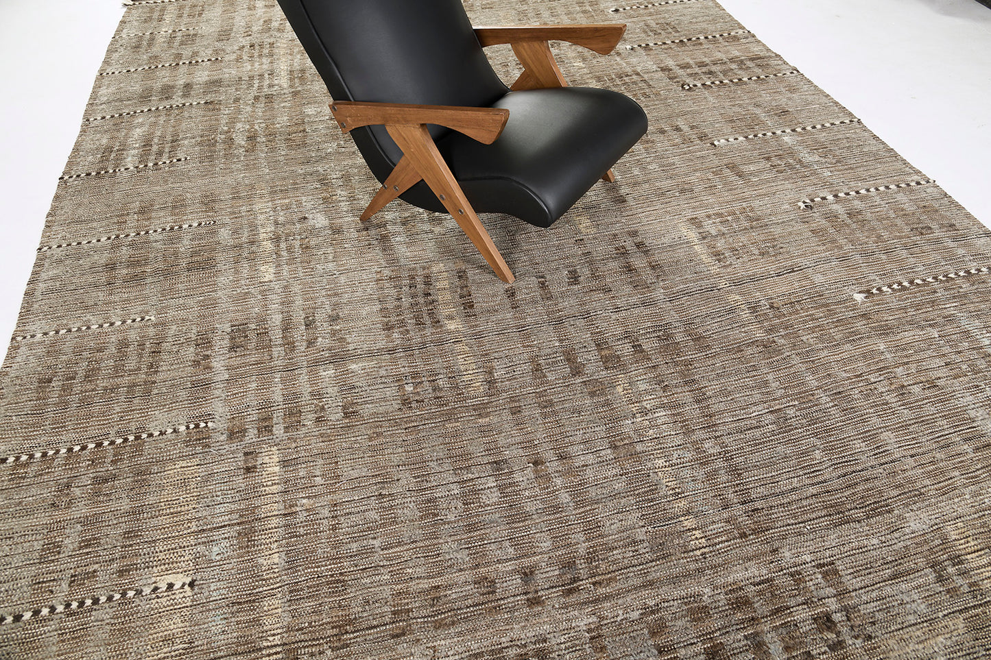 Modern Rug Image 1408 Bacatta, Atlas Collection, Seasons