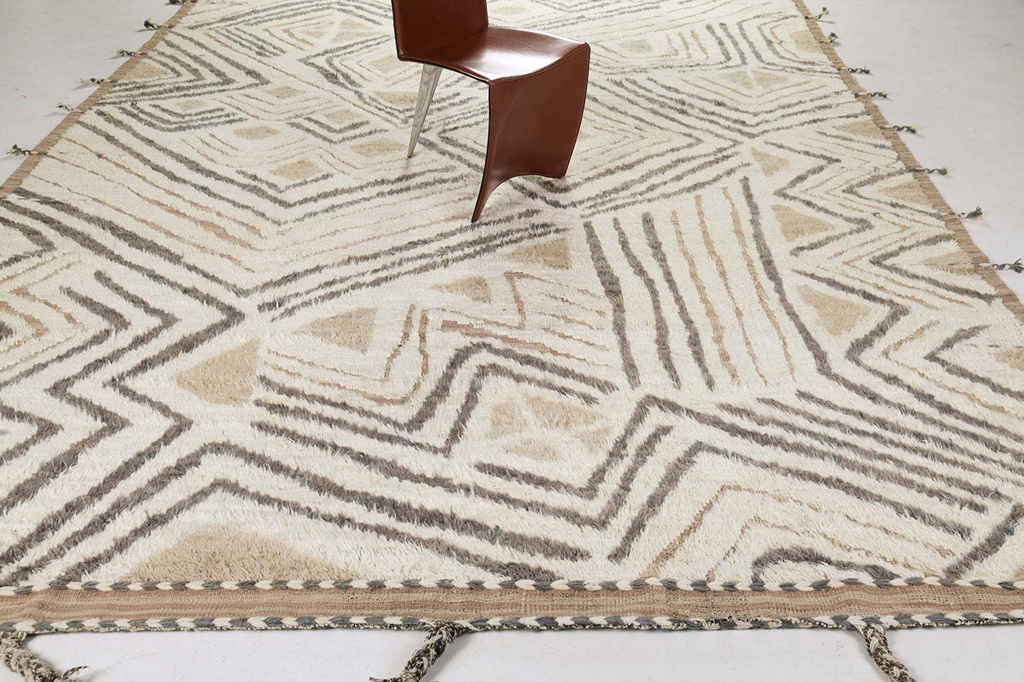 Modern Rug Image 965 Amsum, Atlas Collection