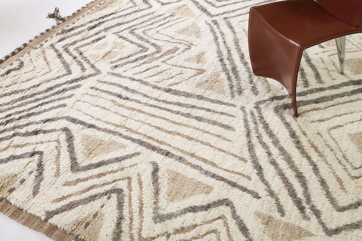 Modern Rug Image 966 Amsum, Atlas Collection