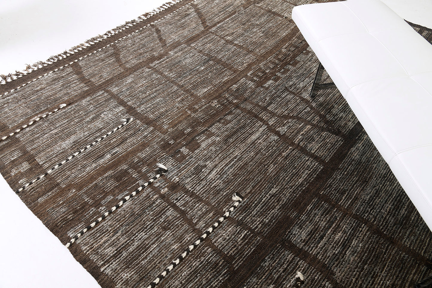 Modern Rug Image 11701 Tenda, Atlas Collection, Seasons
