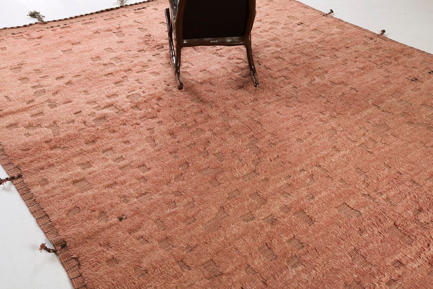 Modern Rug Image 1028 Anaruz, Atlas Collection