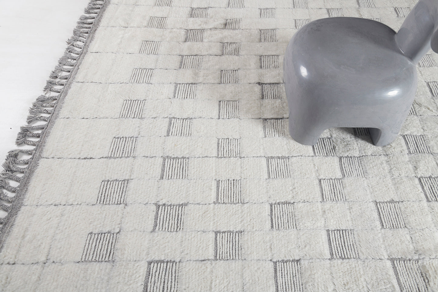 Modern Rug Image 5099 Heron, Sandpiper Collection