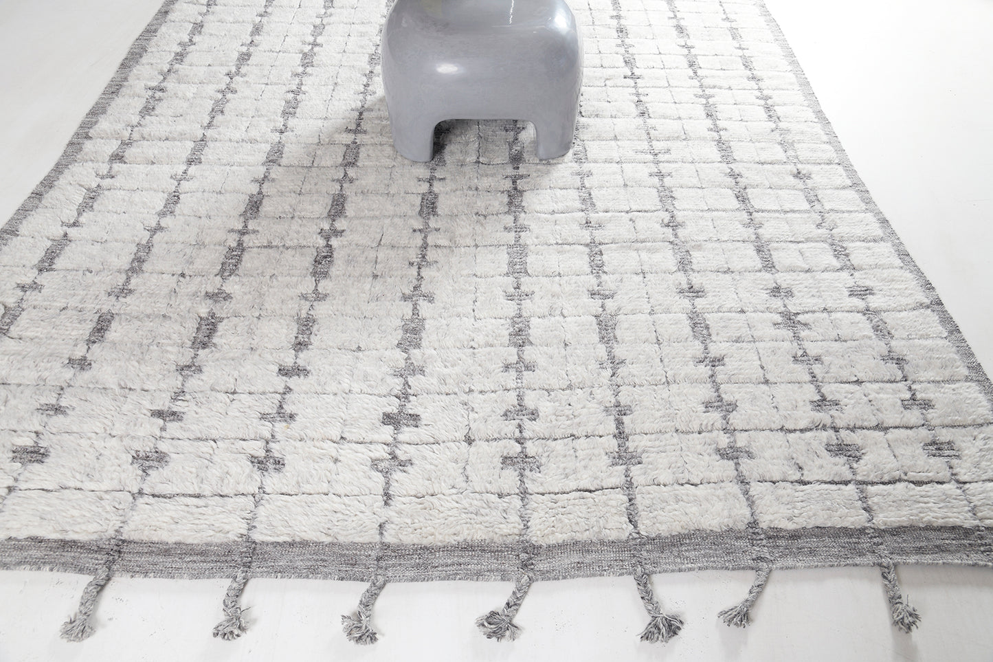 Modern Rug Image 5229 Ibis, Sandpiper Collection