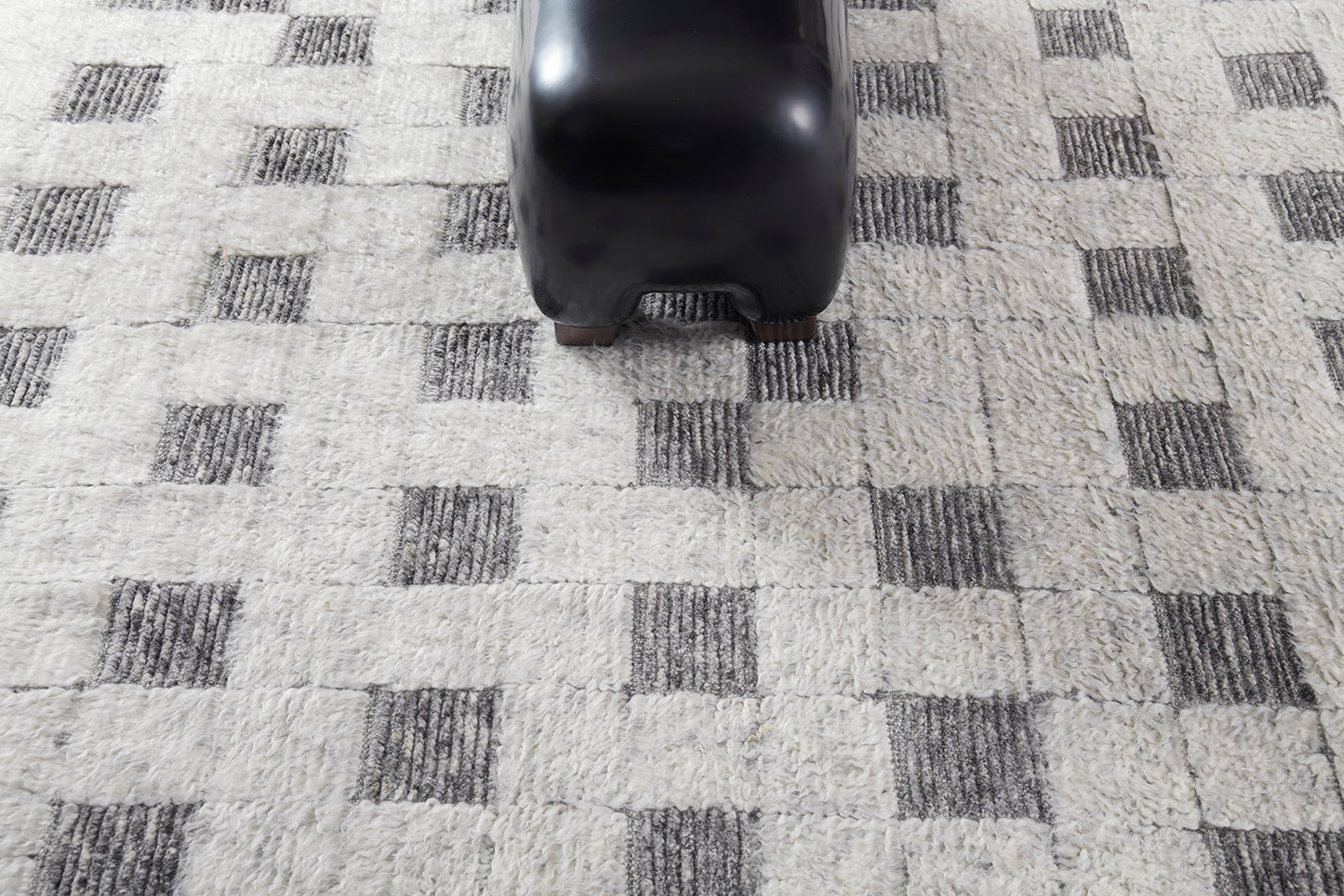 Modern Rug Image 5093 Heron, Sandpiper Collection