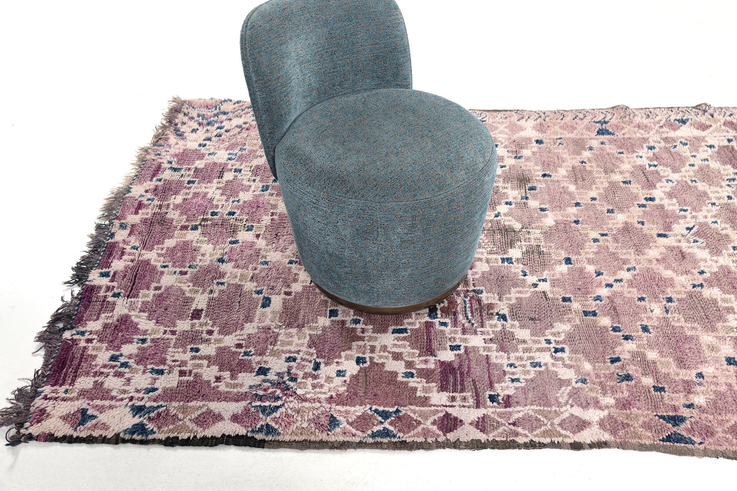 Modern Rug Image 12818 Vintage Moroccan Beni M'Guild Tribe Rug