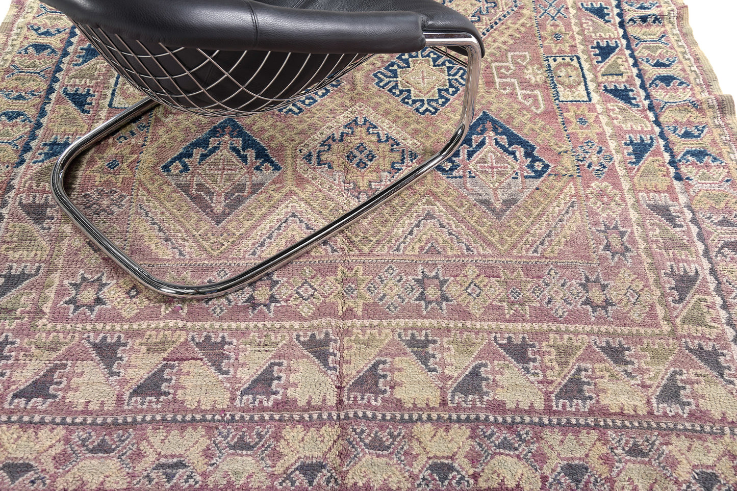 Modern Rug Image 12803 Vintage Moroccan Beni M'Guild Tribe Rug