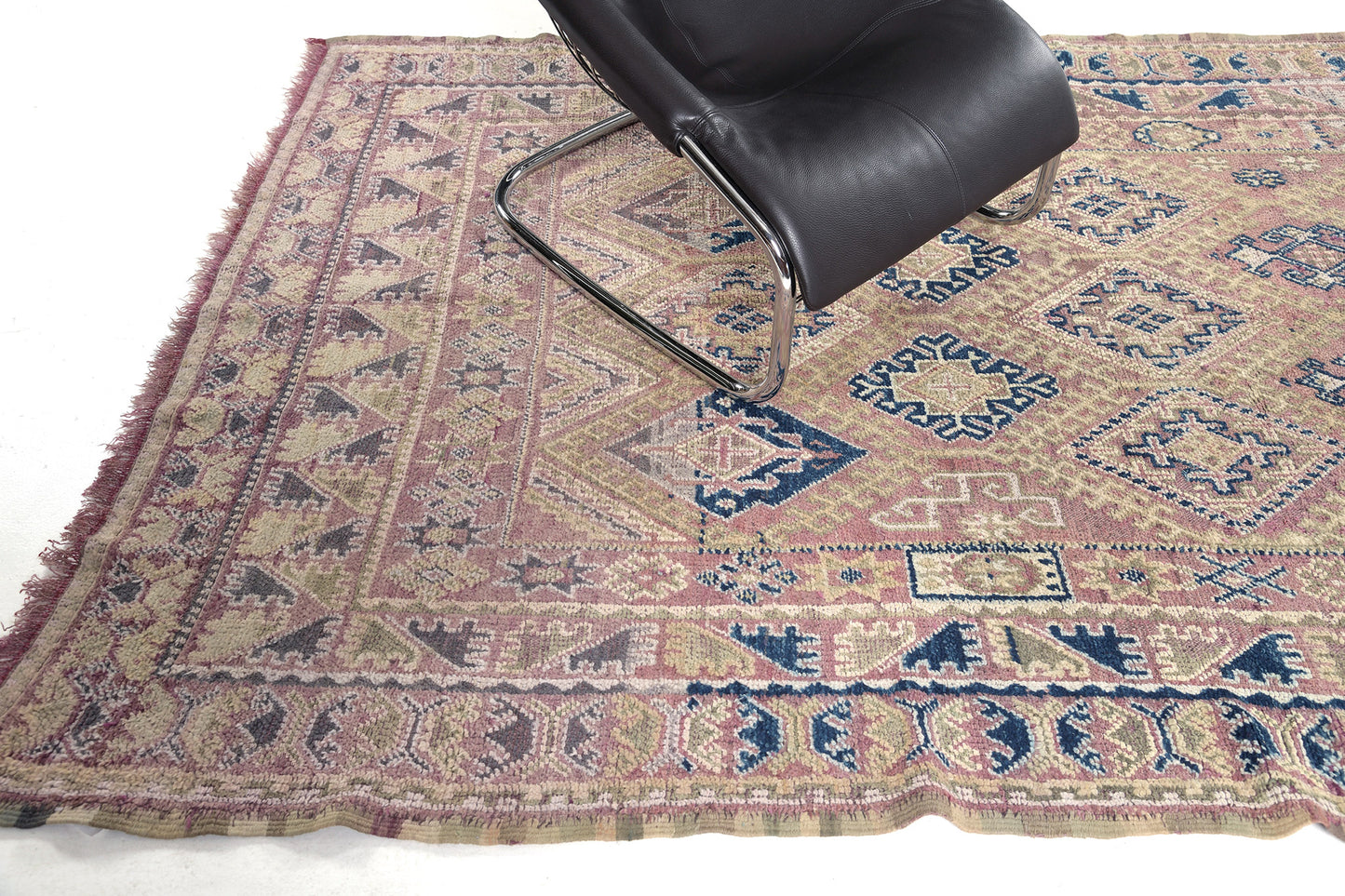 Modern Rug Image 12804 Vintage Moroccan Beni M'Guild Tribe Rug