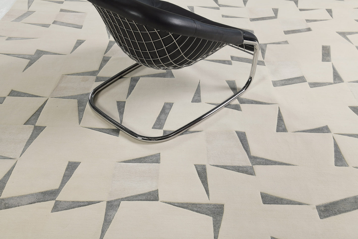 Modern Rug Image 4506 Fugue, Design Rhymes