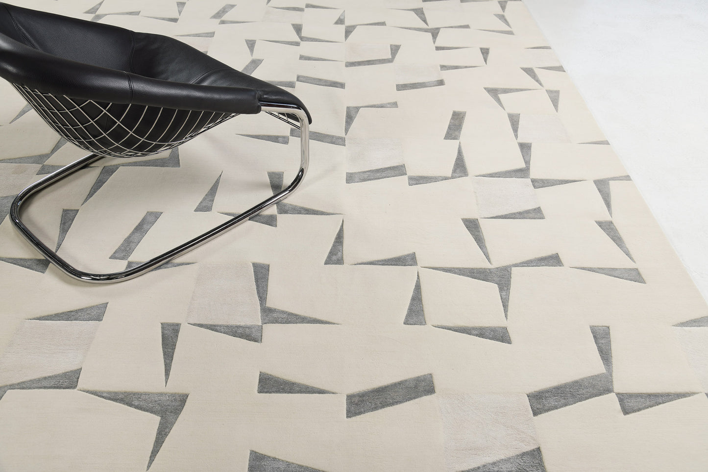 Modern Rug Image 4507 Fugue, Design Rhymes