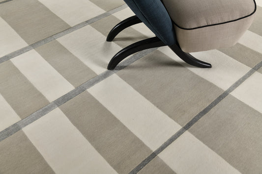 Modern Rug Image 9185 Pazienza, Design Rhymes