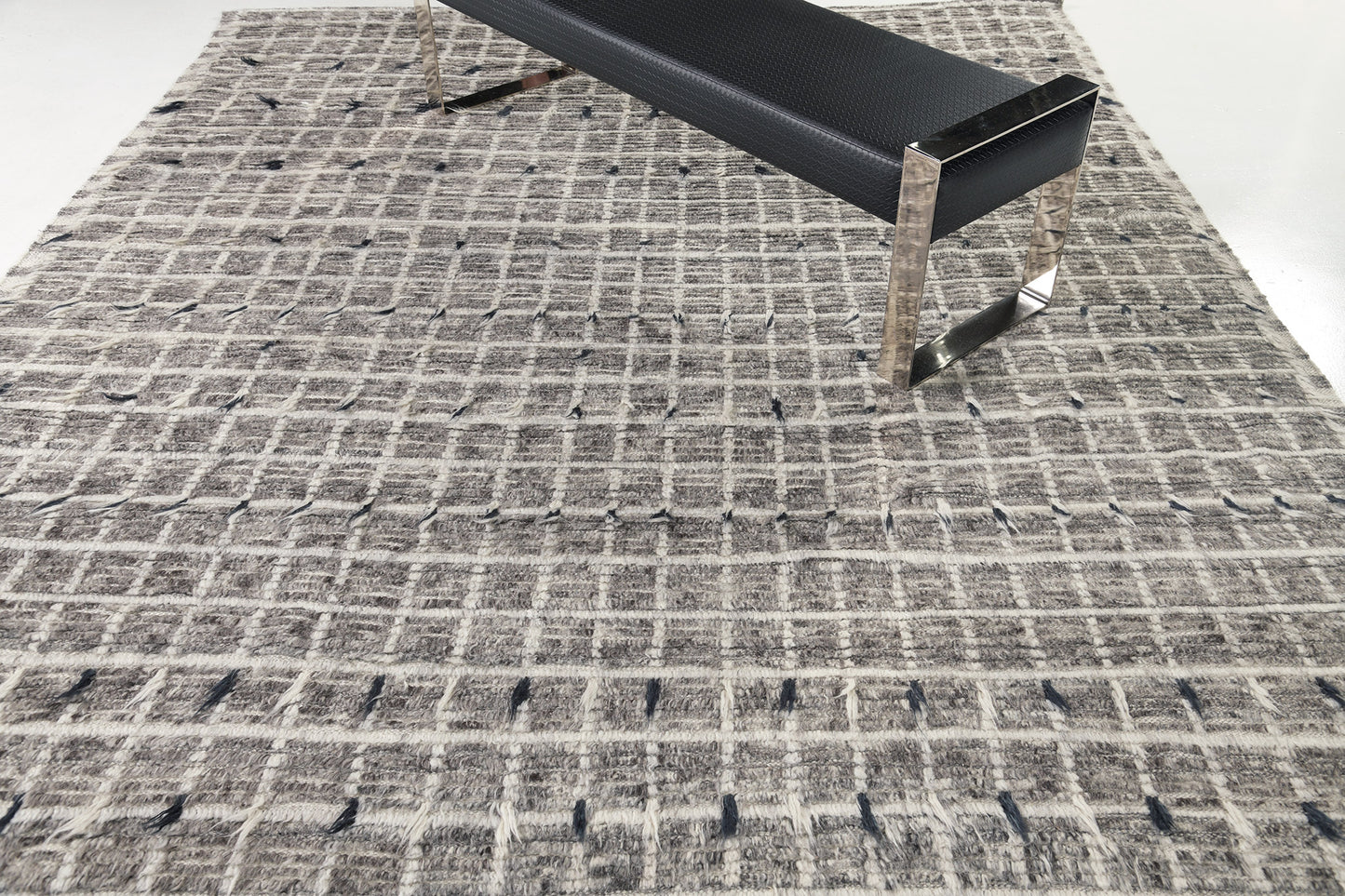 Modern Rug Image 830 Amihan, Sahara Collection 30421