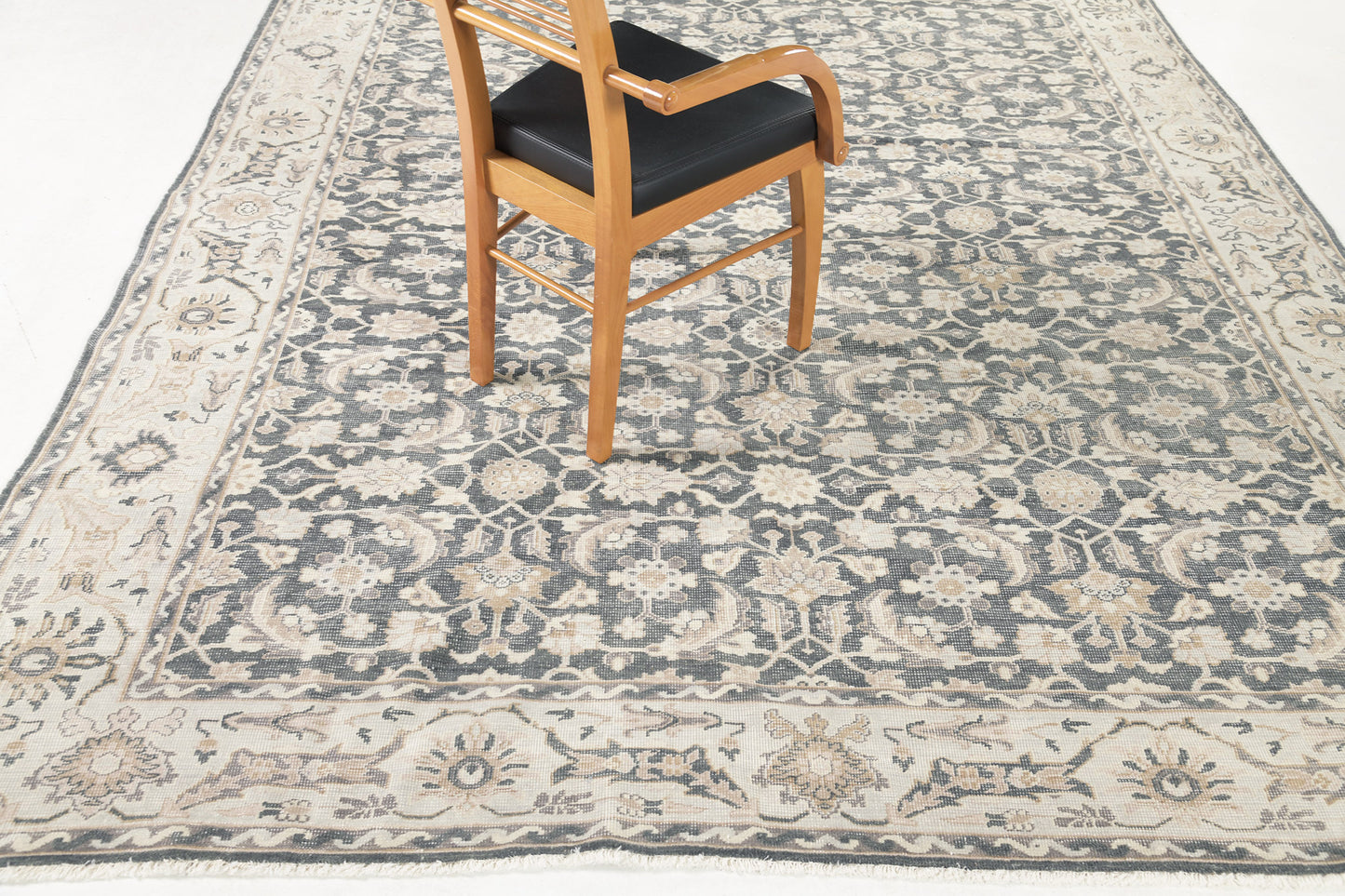 Khosh Hall, Domicile Collection