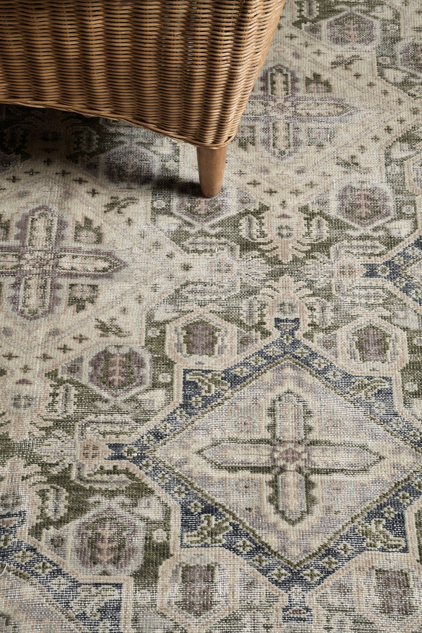 Schastlivvy, Domicile Collection