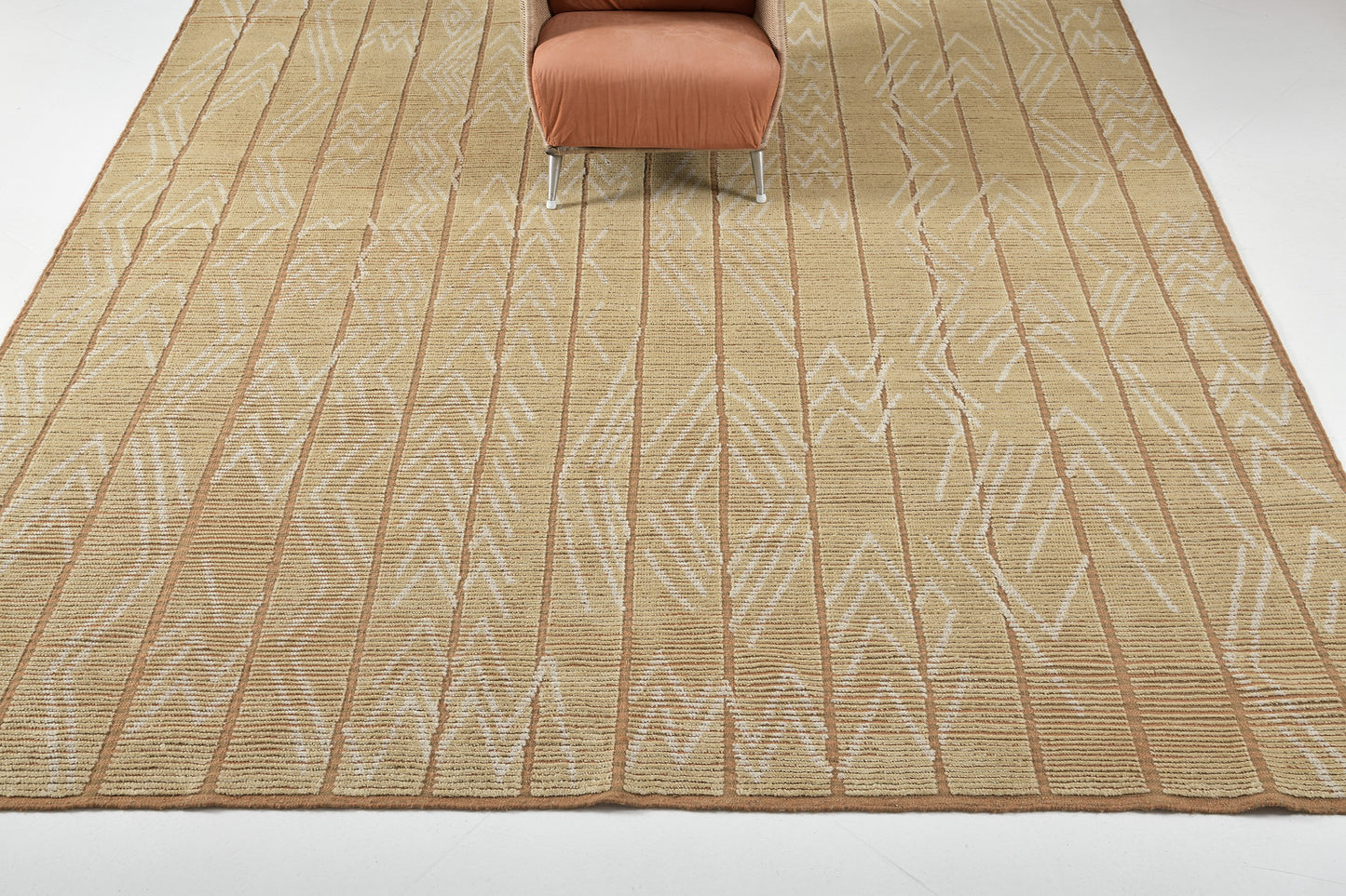 Modern Rug Image 8365 Mourvedre, Estancia Collection