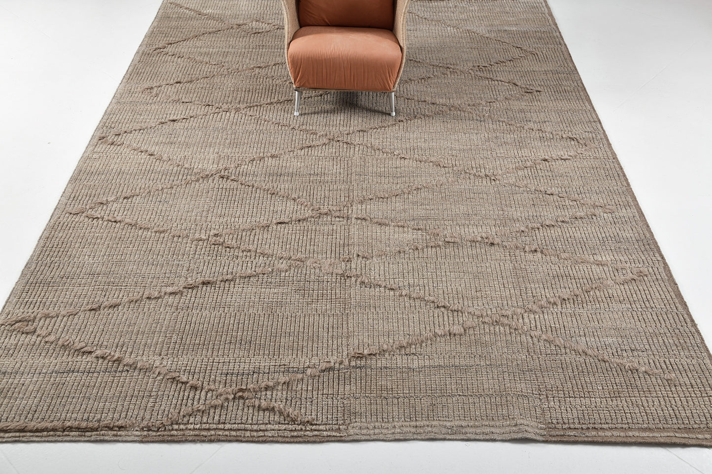 Modern Rug Image 6572 Malvasia, Estancia Collection