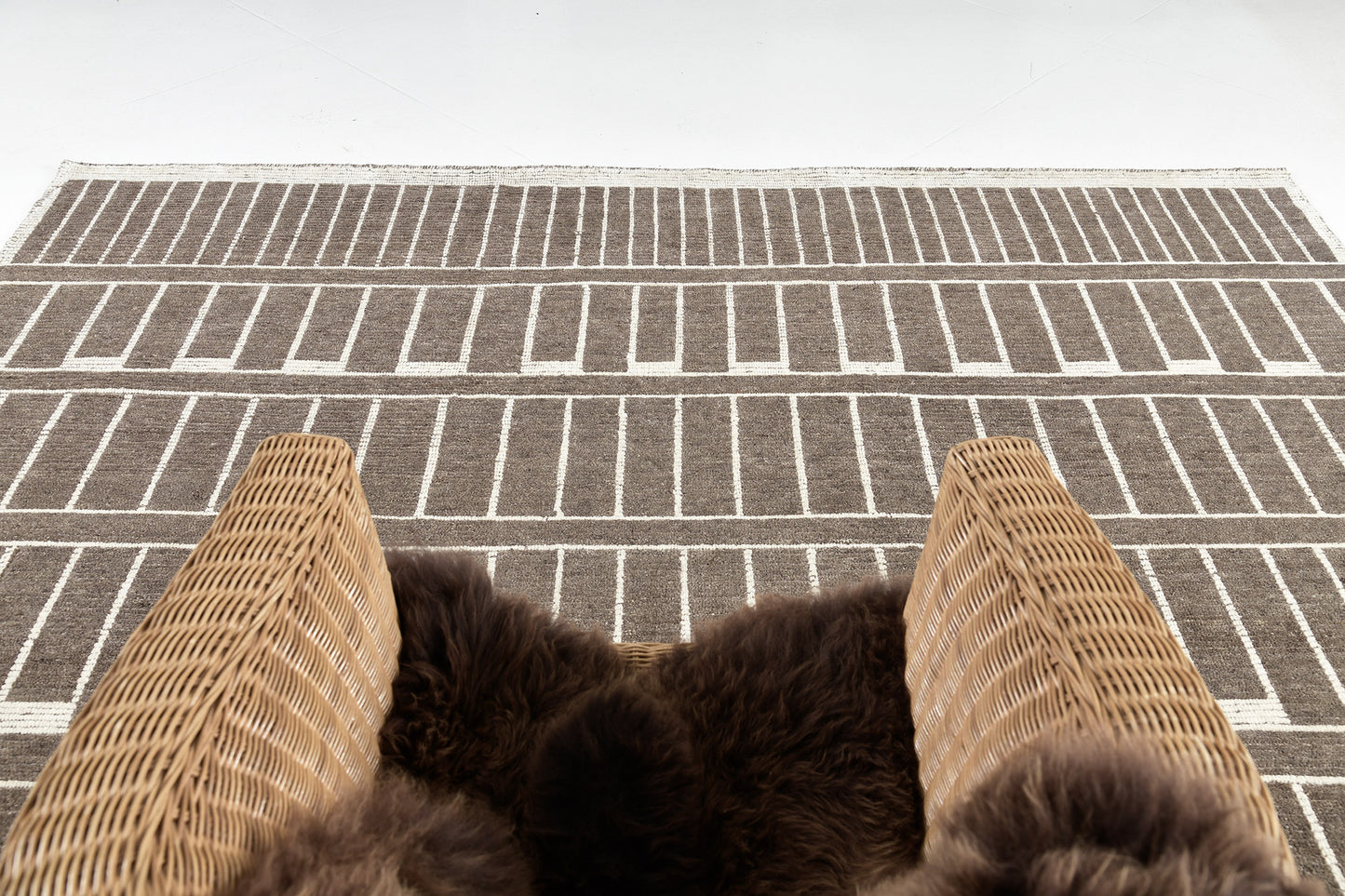 Modern Rug Image 8851 Nebbiolo, Estancia Collection