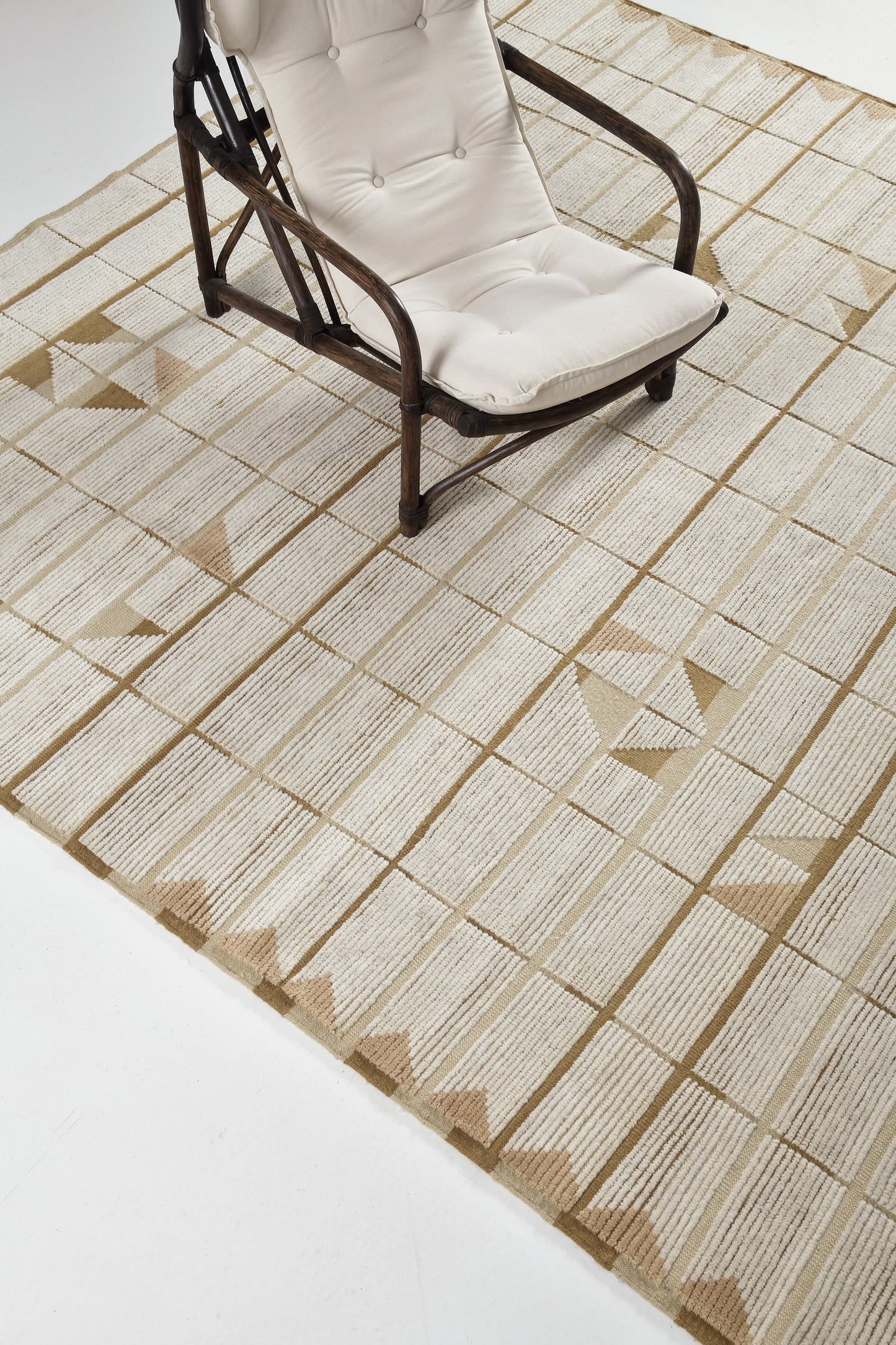 Modern Rug Image 2093 Bouchet, Estancia Collection
