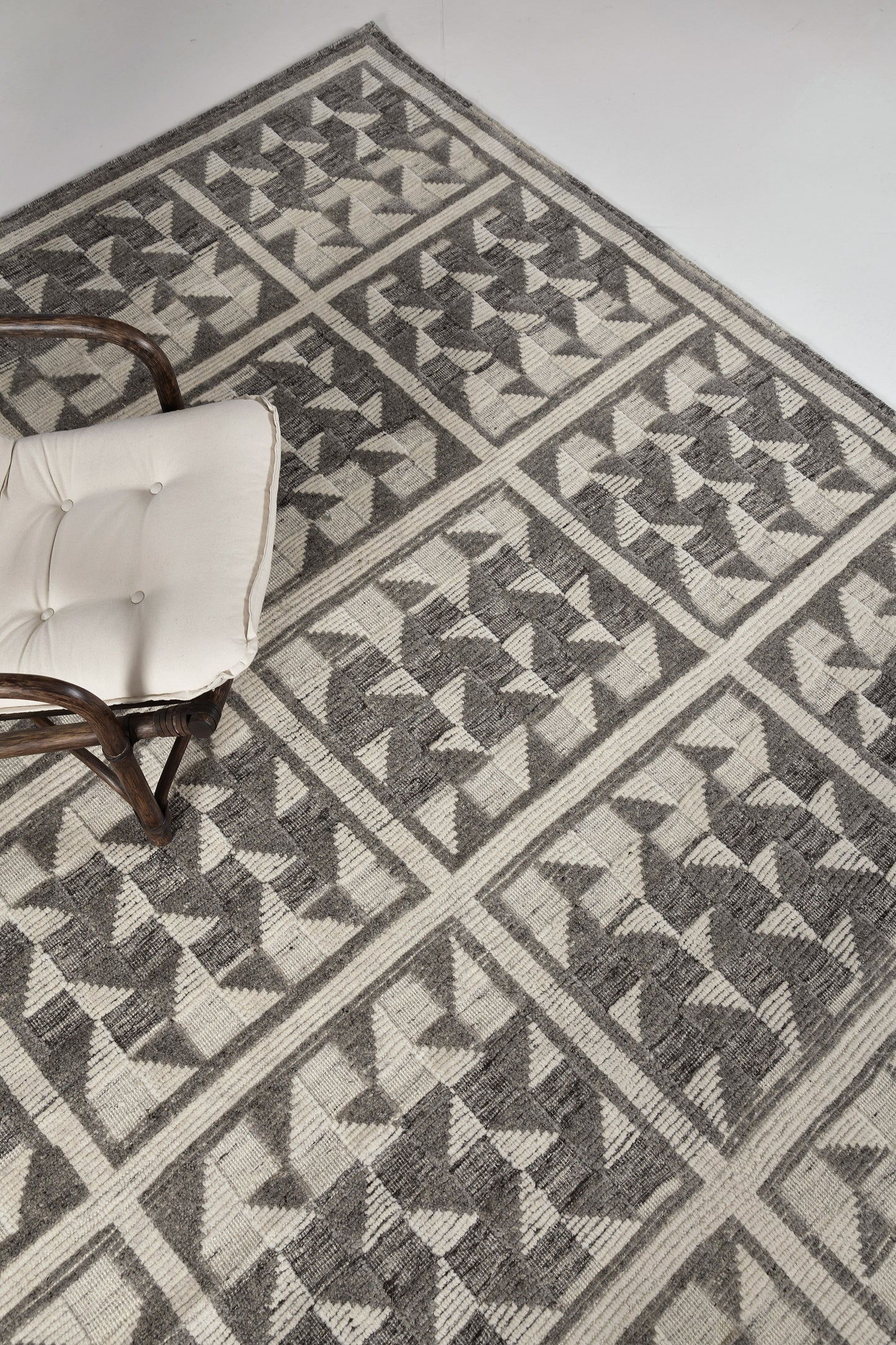 Modern Rug Image 4457 Franc, Estancia Collection