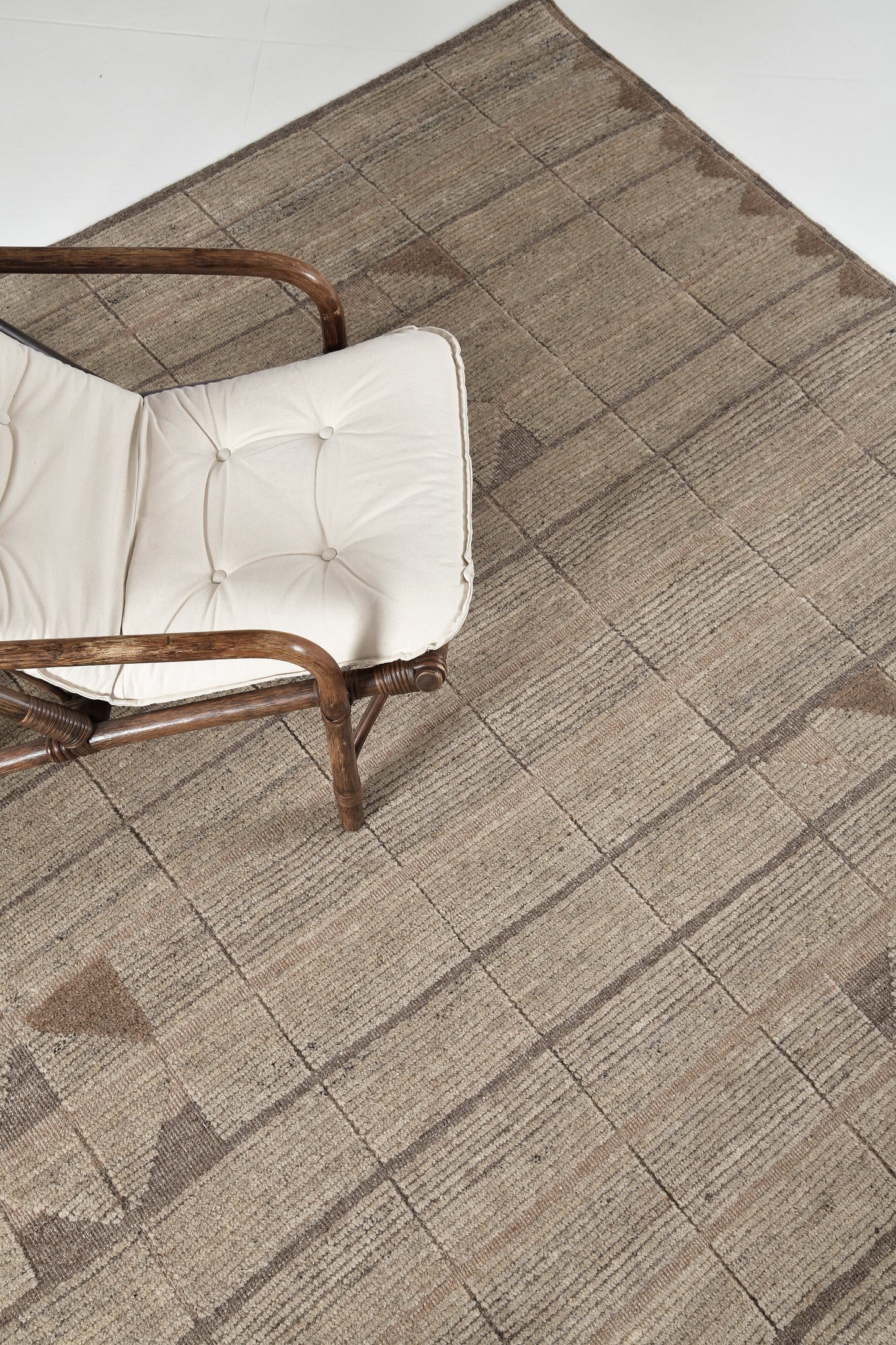 Modern Rug Image 2087 Bouchet, Estancia Collection