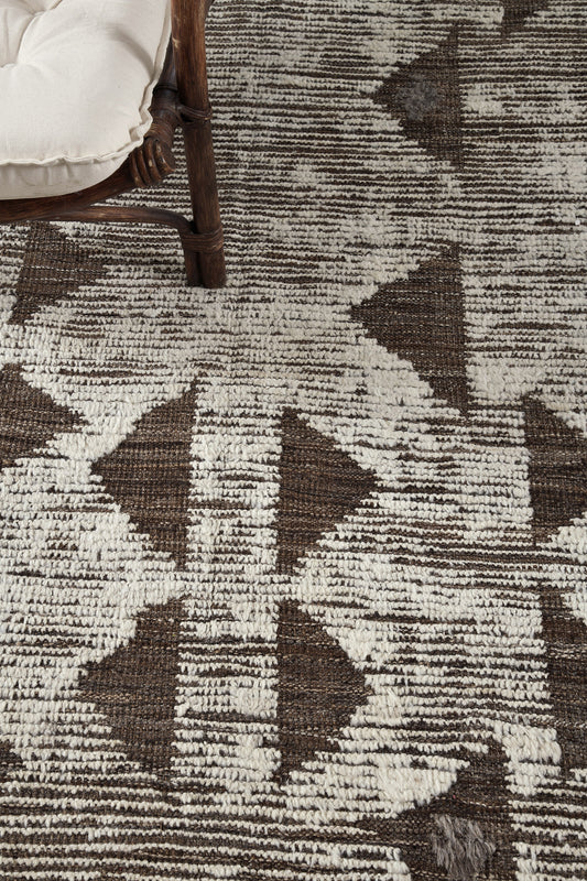 Modern Rug Image 4719 Gimbrala, Haute Bohemian, Seasons