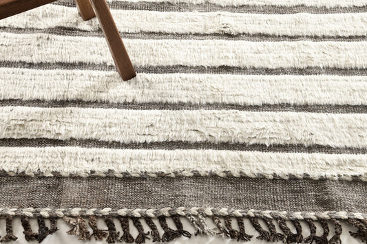 Modern Rug Image 10081 Shipca, Haute Bohemian